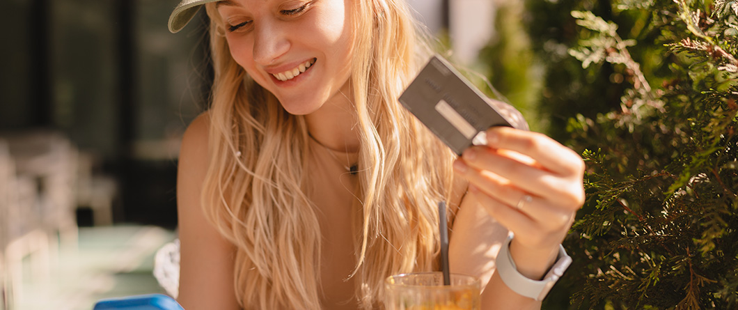 shutterstock2475347227 | Evok Advertising Ten Restaurant Loyalty Program Ideas that Drive Revenue